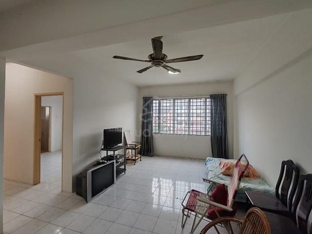 Taman Impian Indah Apartment (Balakong) 1