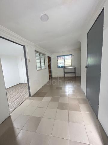 rumah bawah mudah parking 1