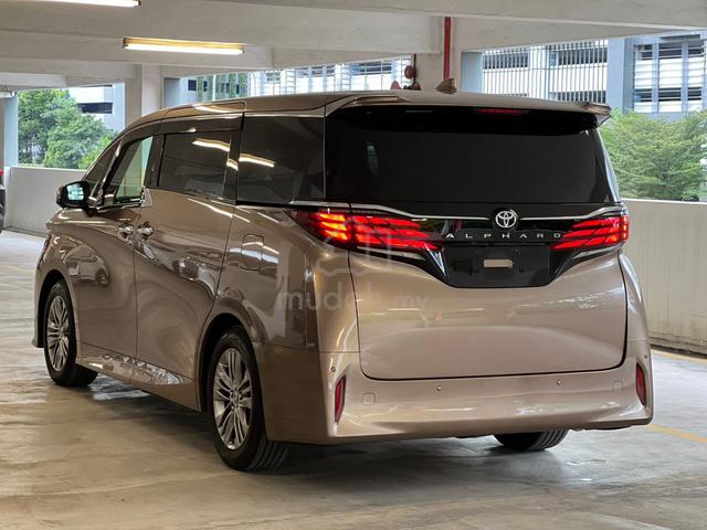 2025 Toyota ALPHARD 2.5 Z *SUNROOF & SIDE STEP - 2