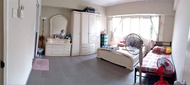Master Bedroom To Rent 1