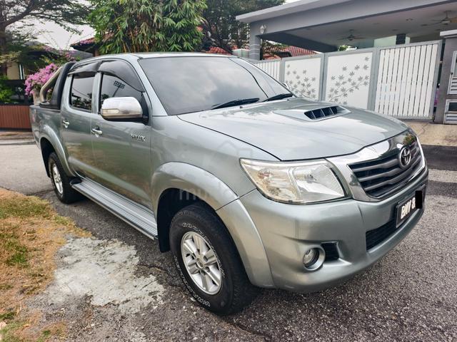 2014 Toyota HILUX 2.5 G VNT MT TURBO D/CAB 4x4 - 3