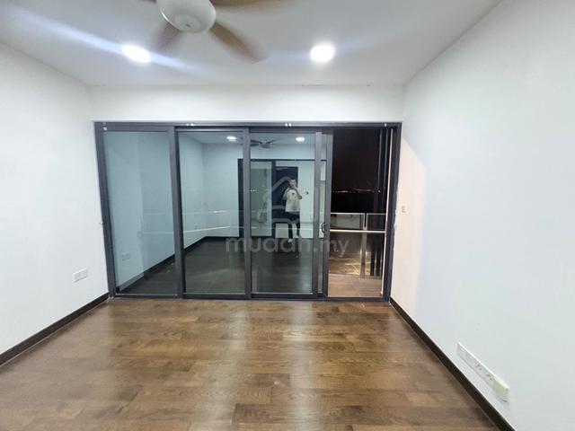 Almas Suites @ Puteri Harbour 1