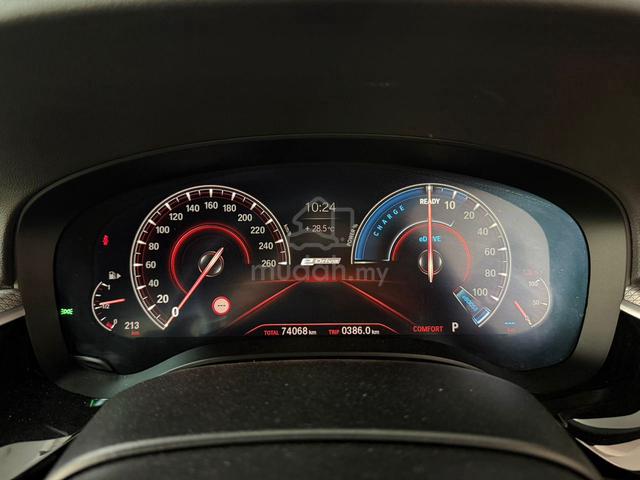 BMW 530e 2.0 M SPORT FULL SERVICE/FREE WARRANTY - 4