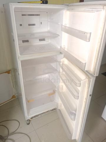 peti ais Sejuk 314 ltrCOD ada warranty 1 week  - photo 2 of 3