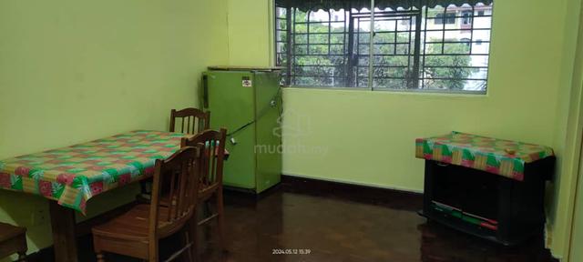 Flat PKNS Seksyen 24 Shah Alam 1