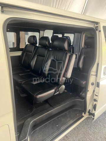 2022 Toyota HIACE 0 2.5L (M) - 4