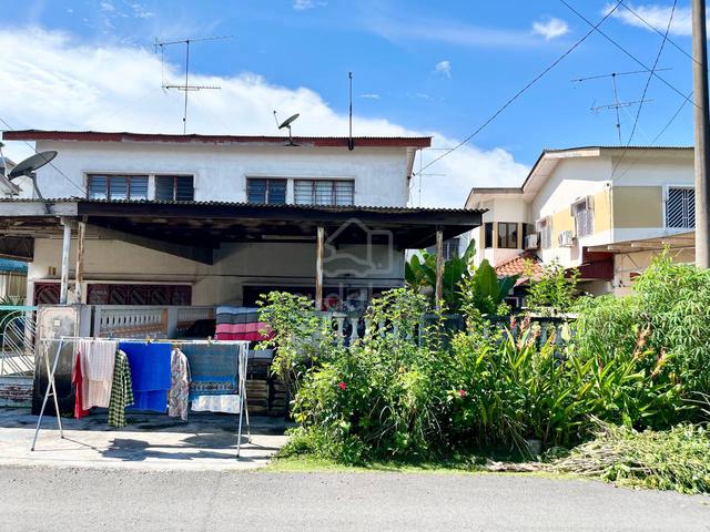 2 Storey Semi D Taman Bendahara Peserai batu pahat sungai kajang 1