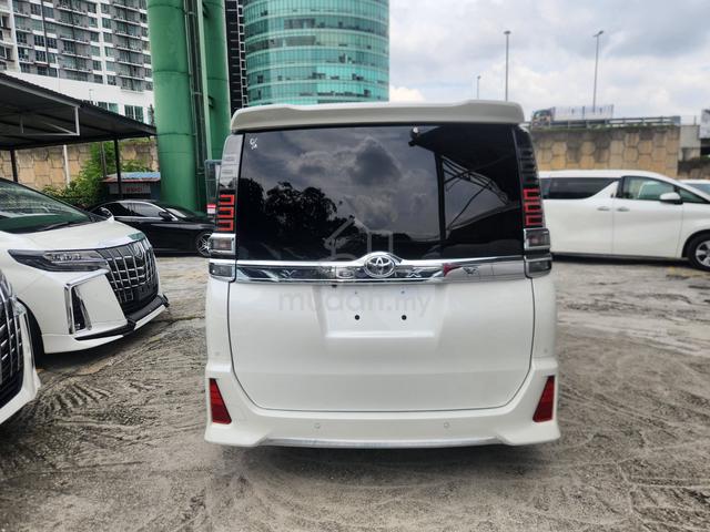 2021 Toyota VOXY - 4