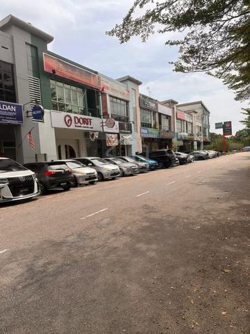Impian Emas @ Jalan Seri Impian, 2 Storey Shoplot, 24x80, Facing Road 1