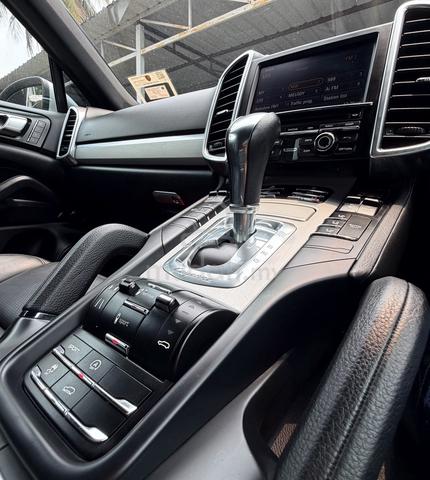 2013 Porsche MSIA WARRANTY FSR CAYENNE 3.6 958 (A) - 5