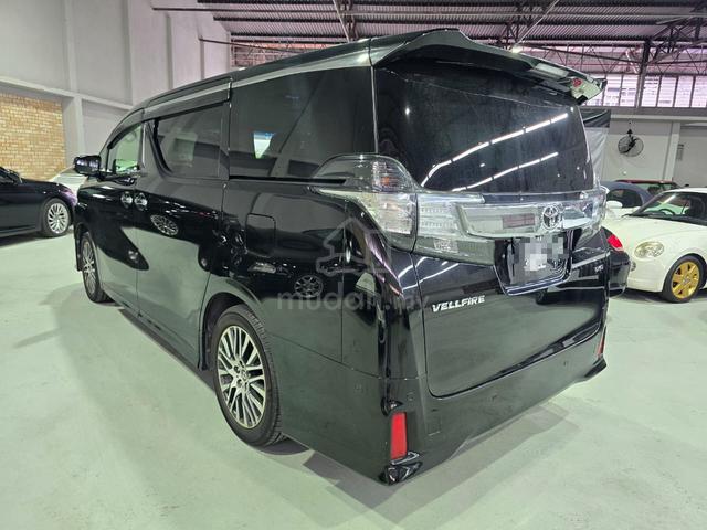 2015 Toyota VELLFIRE 3.5 ZG-Edition - 3