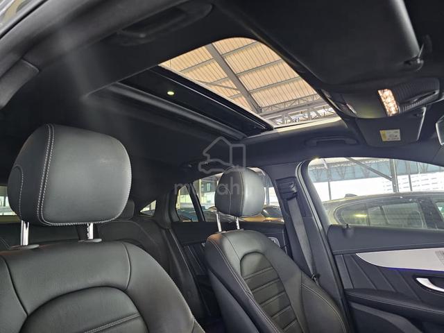 Mercedes Benz GLC300 2.0 4MATIC COUPE 22K KM F/SER - 4