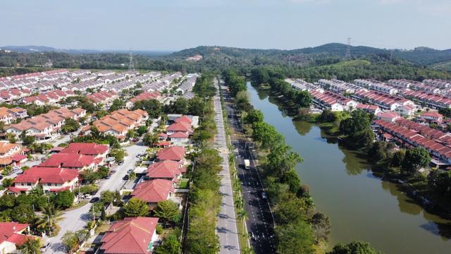 Puncak Alam Tanah Lot Bungalow Ambang Suria Dekat Station ECRL & UITM 1