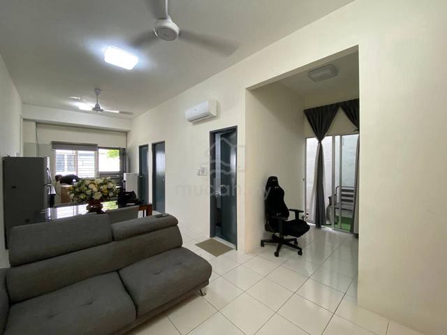 Townhouse Furnished End Lot KITA BAYU CYBERSOUTH 1