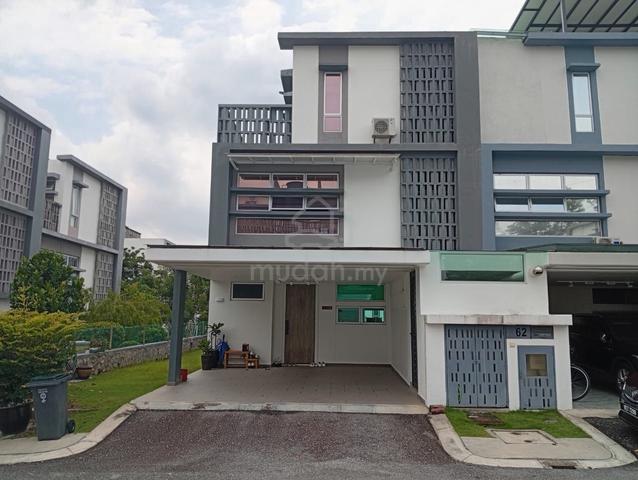 RIMBA RESIDENSI SEREMBAN 2 Freehold Furnished 2.5Storey Terrace Villa 1