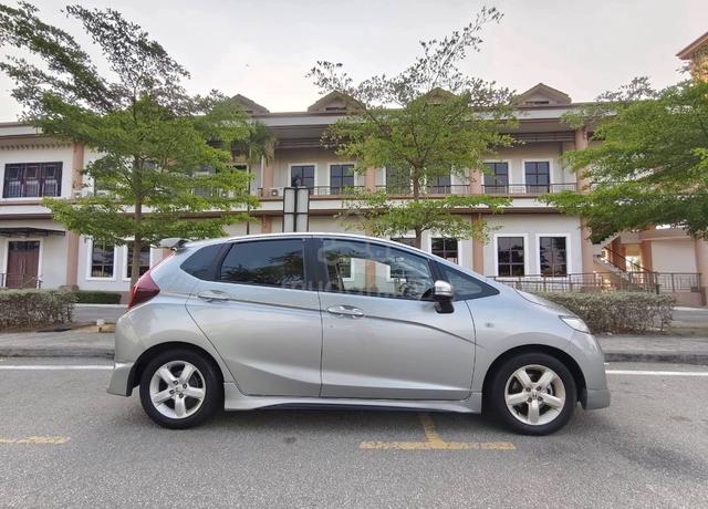 2015 Honda JAZZ 1.5 S (A) - 5