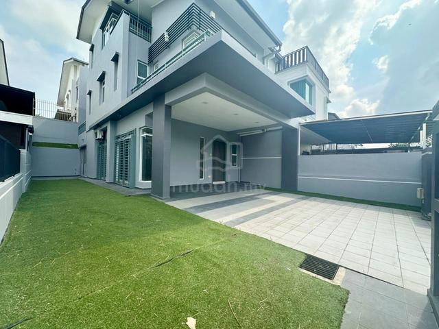 Horizon Hills The Hills 3 Storey Cluster 6B5B Renovated Unit 1