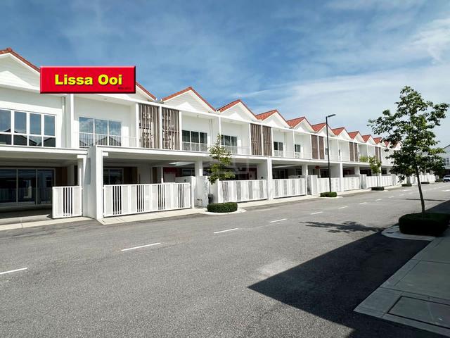 Taman Viluxe @ Batu Kawan 2 Sty Terrace For Sale (Guarded House) 1