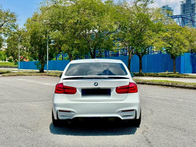 2017 FULL M3 Bmw 318i LUXURY (CKD) 1.5 (A) - 4