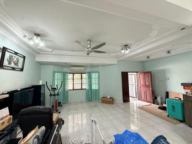 2 Storey Terrace House , Jalan Rebab , Desa Tebrau , Unblock View 1