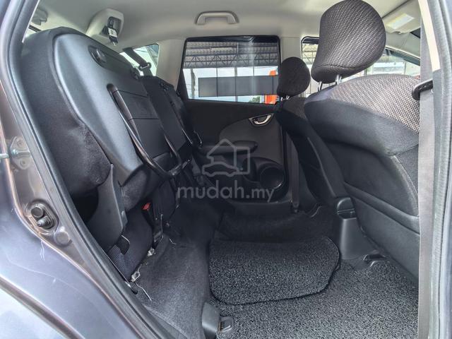 2014 Honda JAZZ 1.3 (HYBRID) FACELIFT (A) - 5