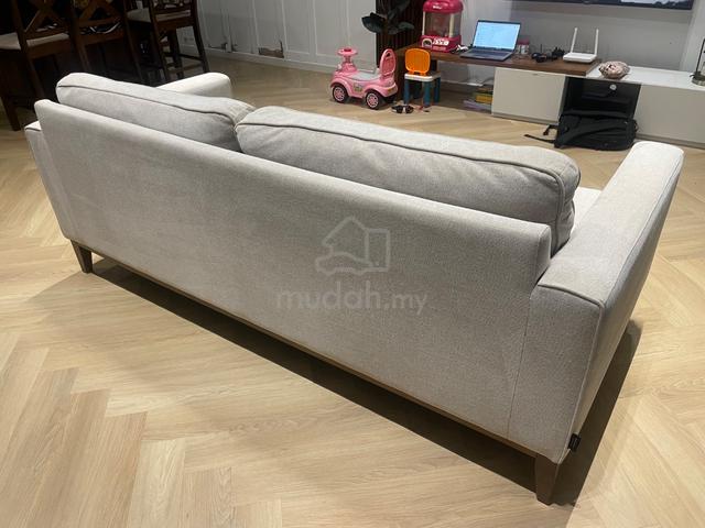 Carousel Image