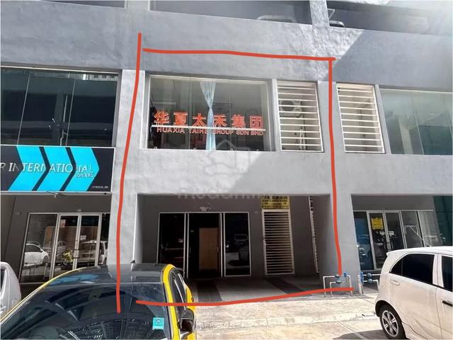 Double Storey Shoplot Office Savanna Lifestyle Retail, Southville City 1