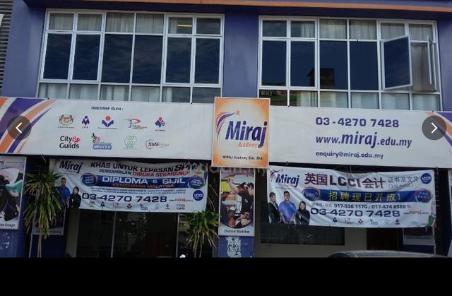 2 adjoining 3 storey shop offices for sale, Bandar Baru Ampang, Selang 1