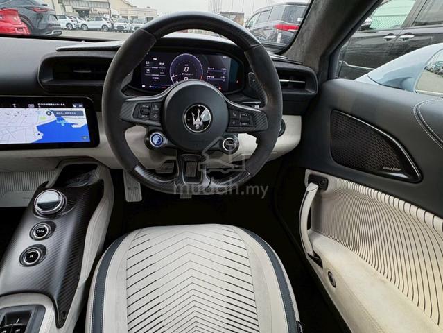 READY-2023 Maserati MC20 - DARBON FIBRE ENGINE BAY - 4
