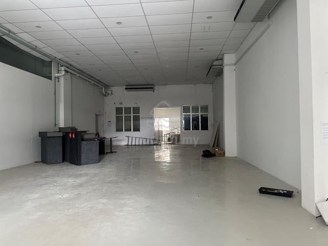 Iparc tanjung pelepas 3 stry semi d fully extended 2unit for sale 1