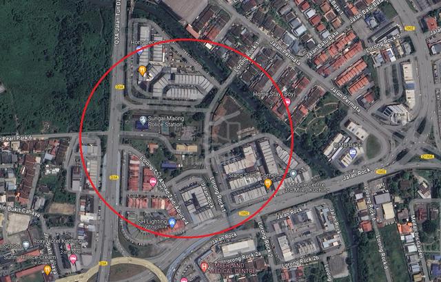 3 ad-join Shoplot for rent at Jalan Kereta Api 1