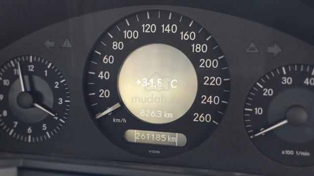 Mercedes Benz E200 (CKD) 1.8 (A) - 5