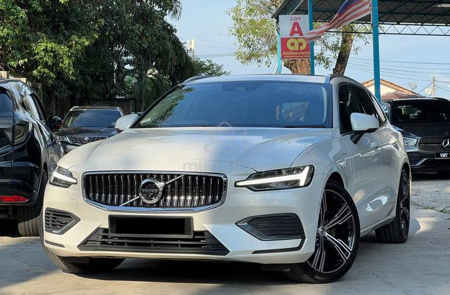 2022 Volvo V60 2.0 T8 (A)ORI MIL,1 VIP OWNER - 3