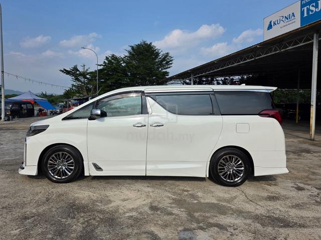 EXECUTIVE LOUNGE TRD 2018 Toyota ALPHARD 3.5 - 3