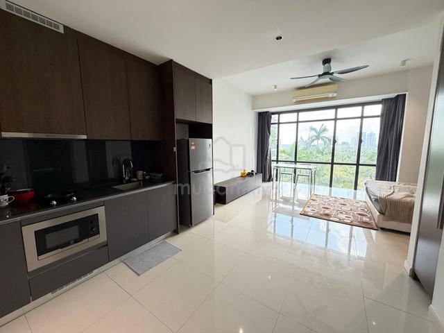 Grand Medini 1