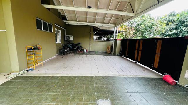 CORNER LOT MURAH 🔥 2-Storey Taman Alam Indah @ Seksyen 33 Shah Alam 3