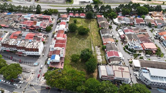 Bagan Ajam Facing Mainroad Commercial 2 Acres Land Near Lotus Mall ! 1