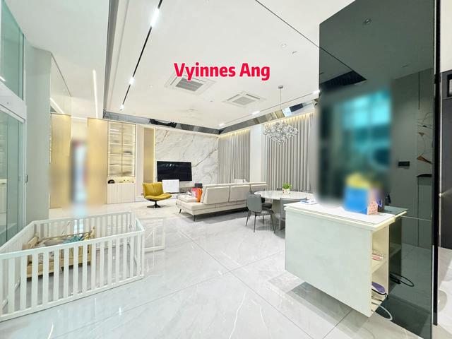 3 Storey Bungalow at Taman Selayang Indah,Butterworth For Sale 1