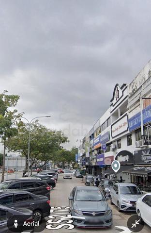 Fore Rent - Prime Area SS2 Ground Floor Facing main road 1