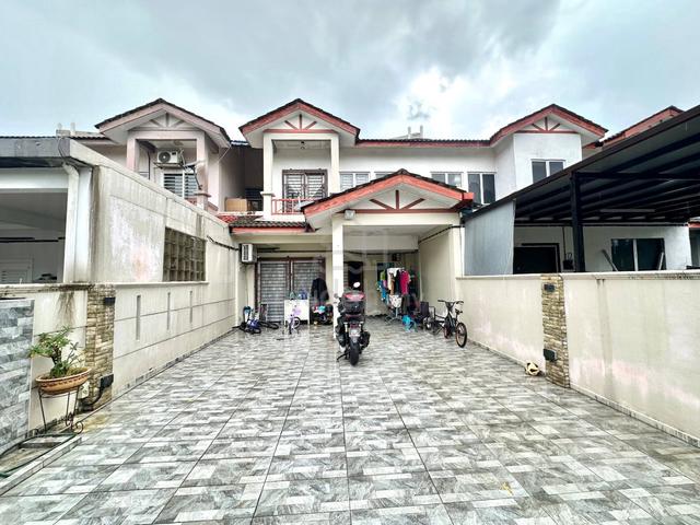 Teres Dua Tingkat Alam Perdana, Bandar Puncak Alam 1