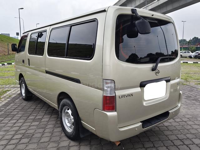 2011 Nissan URVAN 3.0 (M) WINDOW VAN 14 Seat - 3
