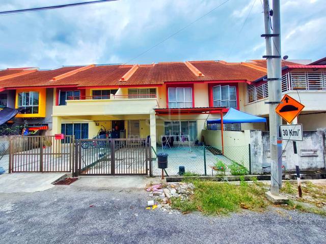 bilik sewa batu kawan wanita 1