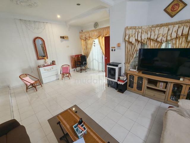 NEAR JONKER STREET 2 Storey FACING PADANG Taman Kota Laksamana Melaka 1