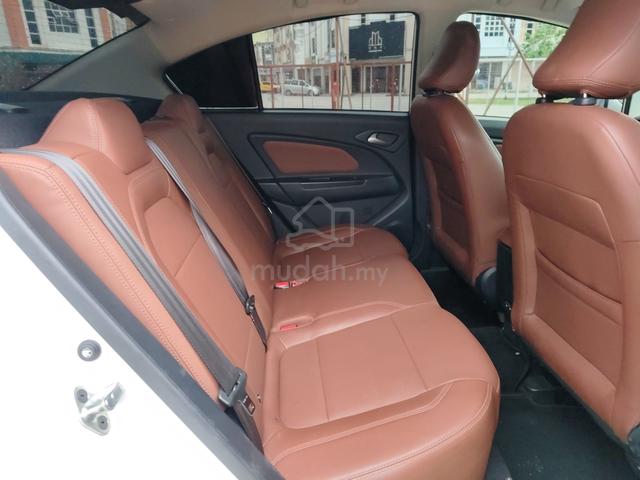 2024 Proton Persona 1.6 Premium F/Service Like New - 5