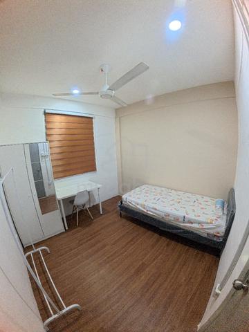 Room For Rent / Bilik Untuk Disewa - Flat Taman Kota Cheras Block C 1