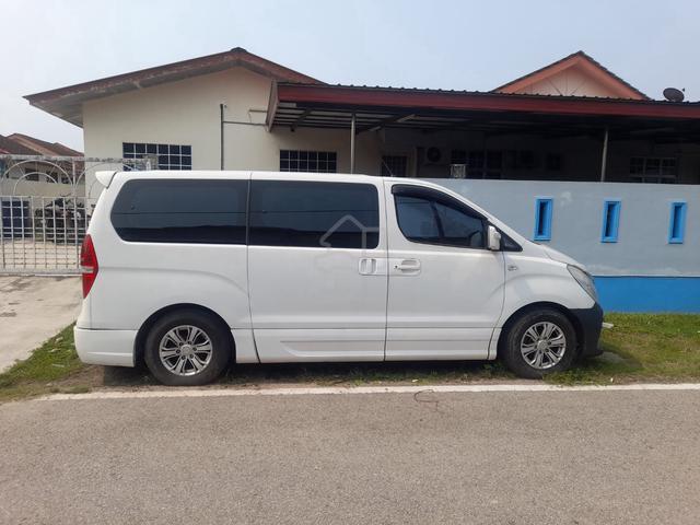 2014 Hyundai GRAND STAREX 2.5 ROYALE MY2014 (A) - 2