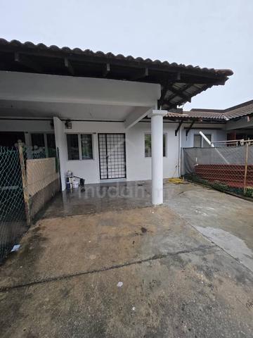 R M 3 2 0 K FACING PADANG Semenyih FASA 7 Bandar Tasik Kesuma 1