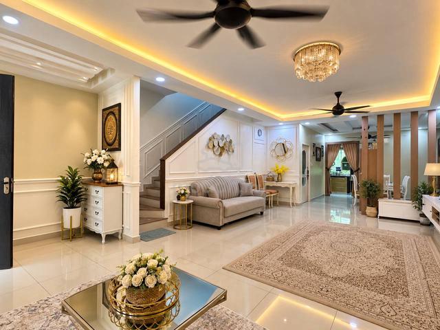 RENOVATED CANTIK ! Bangi Avenue 2, Double Storey Terrace 1