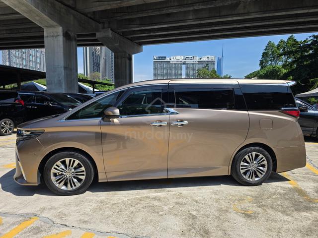 2024 Toyota ALPHARD 2.5 Z Gold Colour 5A/14k km - 3