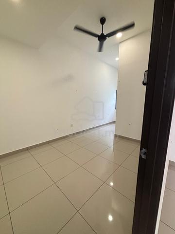 Renovated Kampung Seri Aman Double Storey Rent Tekali at Puchong Prima 3